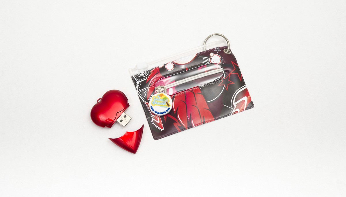 Heart USB & Bag Tag/ID Cover Set